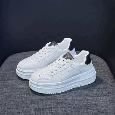 Adidasi dama casual albi cu negru A85